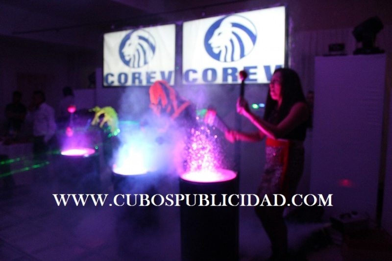 Tambores de agua en evento vip